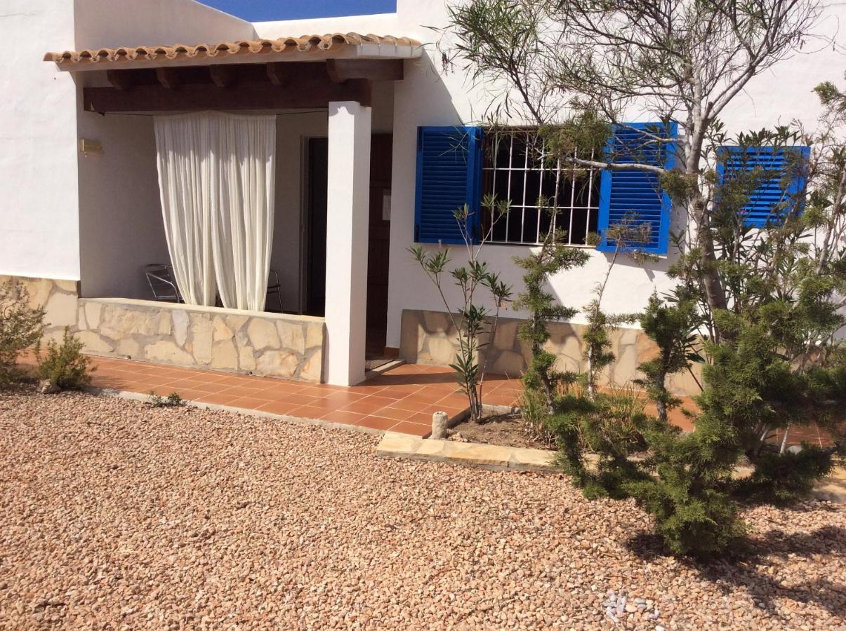 Viviendas Es Carnatge Playa Migjorn Exterior foto