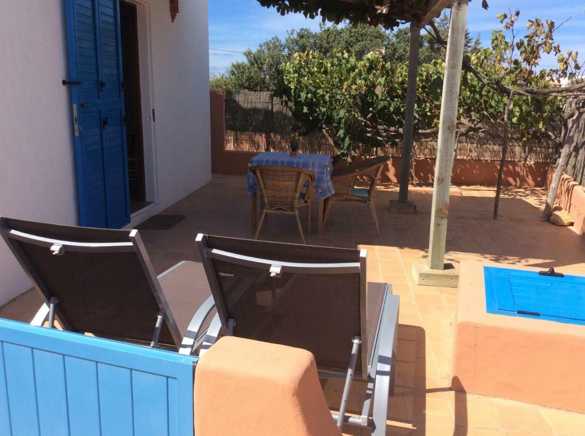 Viviendas Es Carnatge Playa Migjorn Exterior foto
